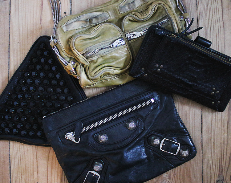 alexander wang balenciaga snake skin triangle bag cluth modeblog fashion blog bag taske skindtaske lædertaske kvalitet