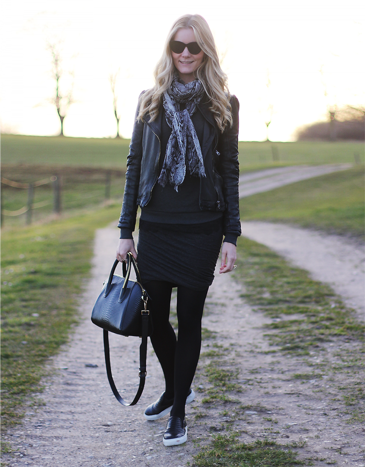 fwss modeblog fashion blog blogger style stylind designer fashion tøj nederdel slipons plimsolls
