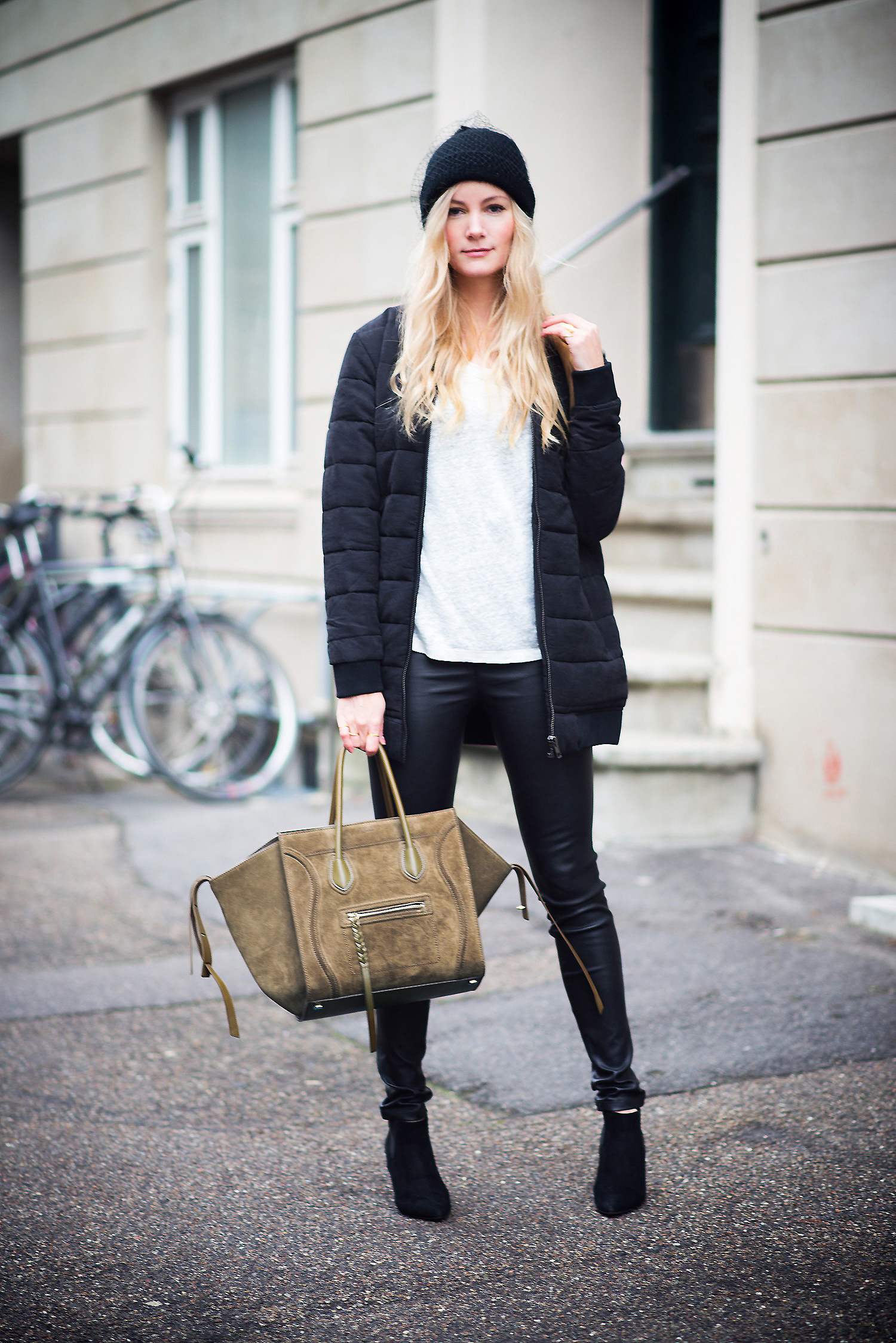 Bomber & leather - Christina Dueholm